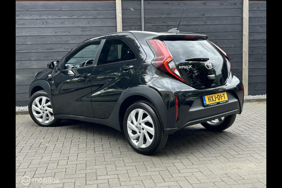 Toyota Aygo X 1.0 VVT-i S-CVT Automaat LED verl. / LM / Clima / Carplay / 10.250KM!!!