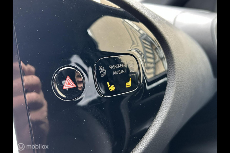 Toyota Aygo X 1.0 VVT-i S-CVT Automaat LED verl. / LM / Clima / Carplay / 10.250KM!!!
