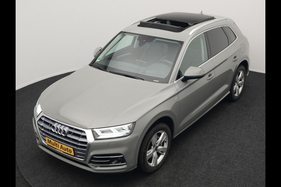 Audi Q5 50 TFSI e Quattro S Line Plug In Hybrid 299pk Dealer O.H PHEV | Panodak | Adaptive Cruise | Head Up | Camera | Virtual | Apple Carplay | Keyless | 19" L.M |