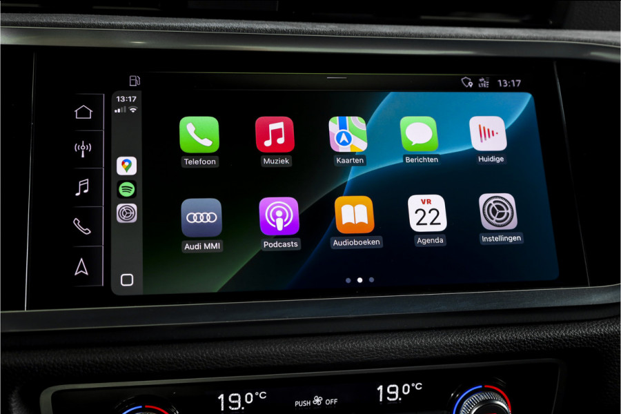 Audi Q3 35 TFSI 2x S-Line 150 PK - Automaat | Dig.Cockpit | Adapt.Cruise | Leder | PDC | App.Connect | Auto.Airco | Elek. Klep | Elek.Trekhaak | LM 19" |