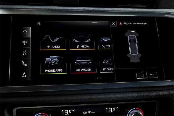 Audi Q3 35 TFSI 2x S-Line 150 PK - Automaat | Dig.Cockpit | Adapt.Cruise | Leder | PDC | App.Connect | Auto.Airco | Elek. Klep | Elek.Trekhaak | LM 19" |