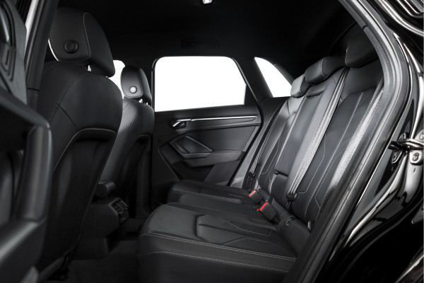 Audi Q3 35 TFSI 2x S-Line 150 PK - Automaat | Dig.Cockpit | Adapt.Cruise | Leder | PDC | App.Connect | Auto.Airco | Elek. Klep | Elek.Trekhaak | LM 19" |