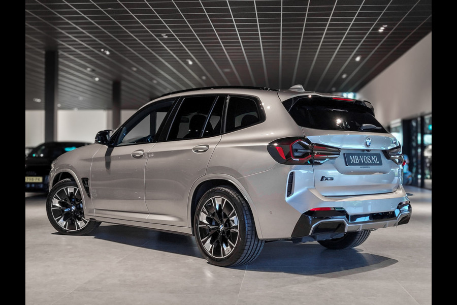 BMW iX3 FACELIFT M Sport High Executive 80 kWh Shadow|Driving Assistant|Keyless|HUD|Laser|Harman-Kardon|Pano|Sfeerverlichting