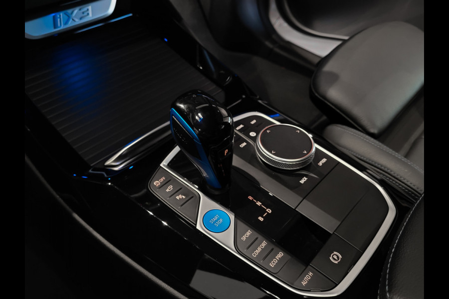 BMW iX3 FACELIFT M Sport High Executive 80 kWh Shadow|Driving Assistant|Keyless|HUD|Laser|Harman-Kardon|Pano|Sfeerverlichting