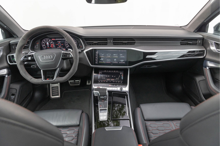 Audi RS6 Avant 4.0 TFSI 600pk Quattro Keramisch Pano Dynamic + Carbon B&O Standkachel HuD
