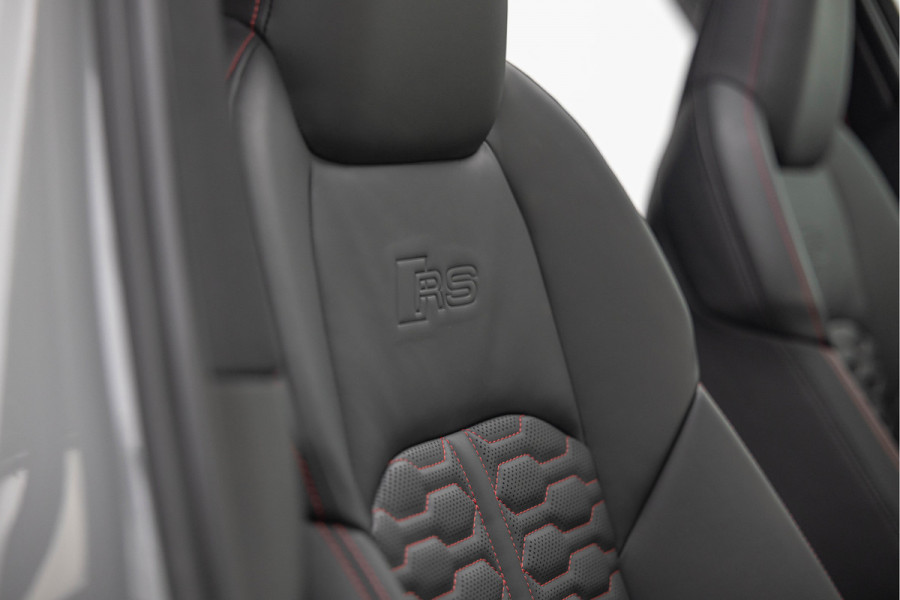 Audi RS6 Avant 4.0 TFSI 600pk Quattro Keramisch Pano Dynamic + Carbon B&O Standkachel HuD