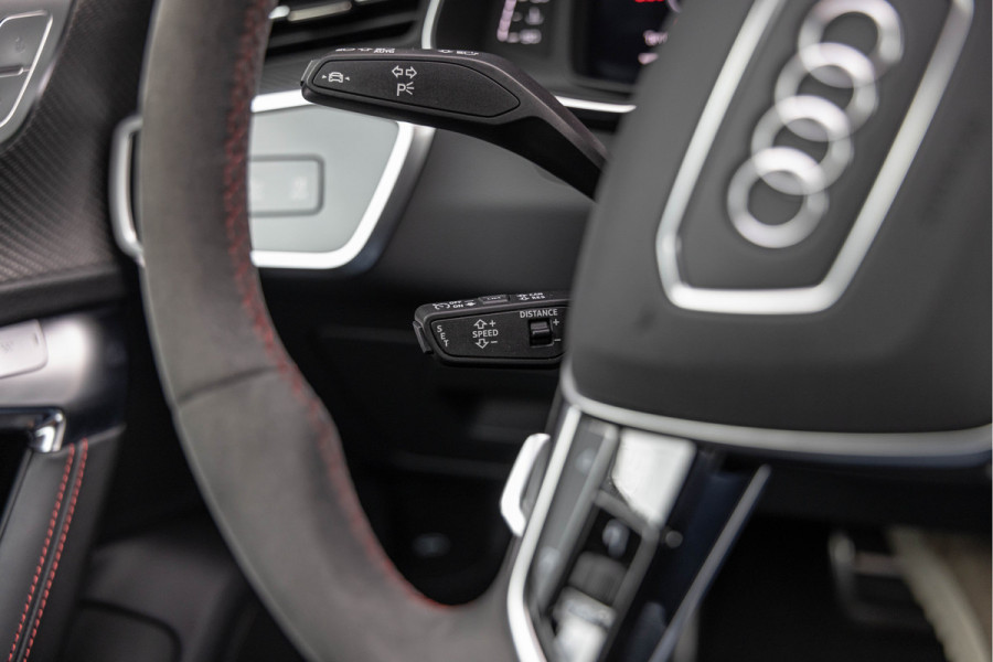 Audi RS6 Avant 4.0 TFSI 600pk Quattro Keramisch Pano Dynamic + Carbon B&O Standkachel HuD