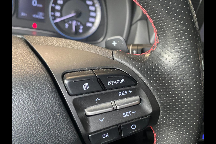 Hyundai Kona 1.6 GDI HEV Premium Black Edition | Carplay | Trekhaak|D.A.B|Camera|Keyless Go | Dealer Onderh !!!