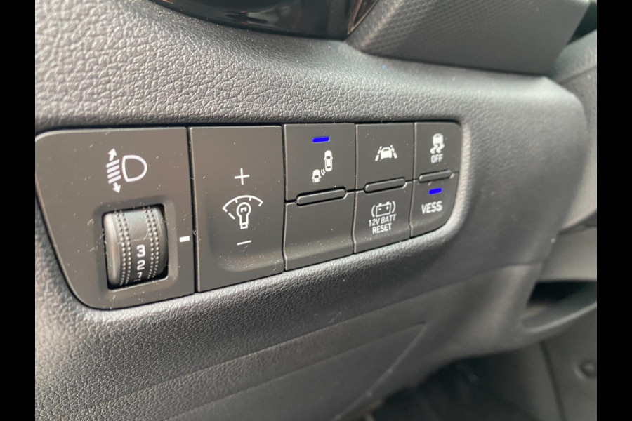 Hyundai Kona 1.6 GDI HEV Premium Black Edition | Carplay | Trekhaak|D.A.B|Camera|Keyless Go | Dealer Onderh !!!