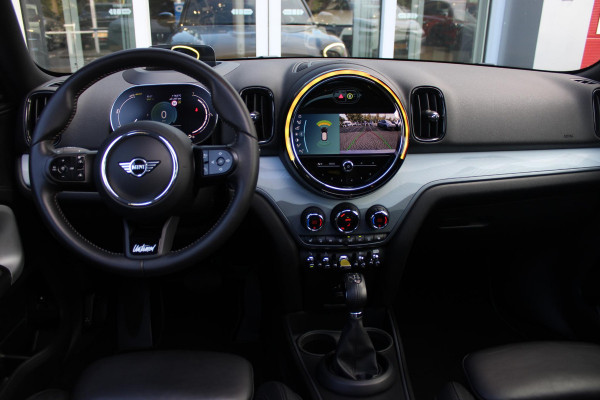 MINI Countryman 2.0 COOPER S E ALL4 UNTAMED | PANORAMISCH SCHUIF/KANTEL DAK | HARMAN KARDON PREMIUM AUDIO SYSTEM | FULL LEDEREN BEKLEDING | ELEKTRISCH BEDIENBARE VOORSTOELEN MET GEHEUGEN OP DE BESTUURDERSSTOEL | DRAADLOZE APPLE CARPLAY/ANDROID AUTO | DRAADLOZE TELEFOONLADER | NAVIGATIE | ACHTERUITRIJ CAMERA | FULL LED KOPLAMPEN | STOEL/VOORRUIT VERWARMING | 18" LICHTMETALEN VELGEN | HEAD UP DISPLAY | ADAPTIVE CRUISE CONTROL | UNION JACK ACHTERLICHTEN | KEYLESS ENTRY/START |
