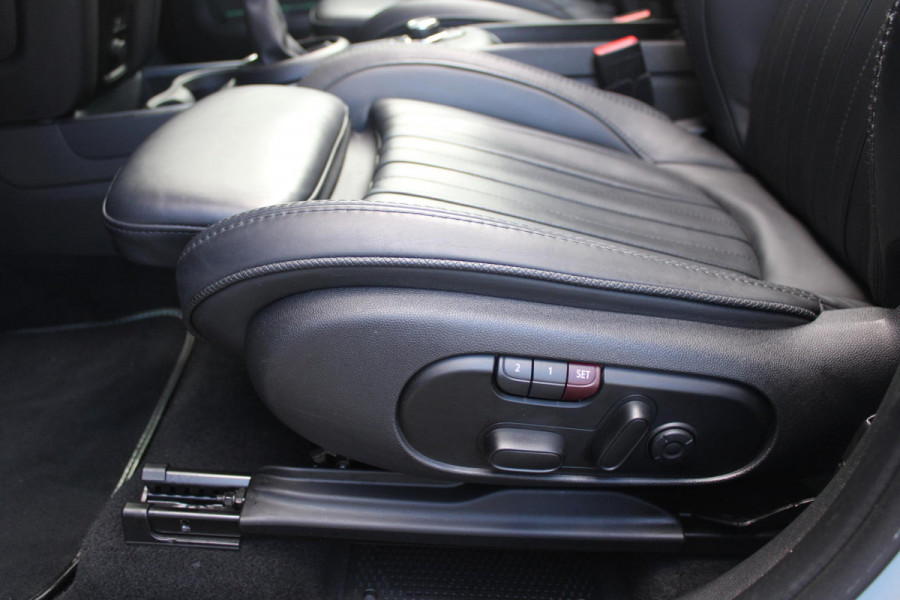 MINI Countryman 2.0 COOPER S E ALL4 UNTAMED | PANORAMISCH SCHUIF/KANTEL DAK | HARMAN KARDON PREMIUM AUDIO SYSTEM | FULL LEDEREN BEKLEDING | ELEKTRISCH BEDIENBARE VOORSTOELEN MET GEHEUGEN OP DE BESTUURDERSSTOEL | DRAADLOZE APPLE CARPLAY/ANDROID AUTO | DRAADLOZE TELEFOONLADER | NAVIGATIE | ACHTERUITRIJ CAMERA | FULL LED KOPLAMPEN | STOEL/VOORRUIT VERWARMING | 18" LICHTMETALEN VELGEN | HEAD UP DISPLAY | ADAPTIVE CRUISE CONTROL | UNION JACK ACHTERLICHTEN | KEYLESS ENTRY/START |