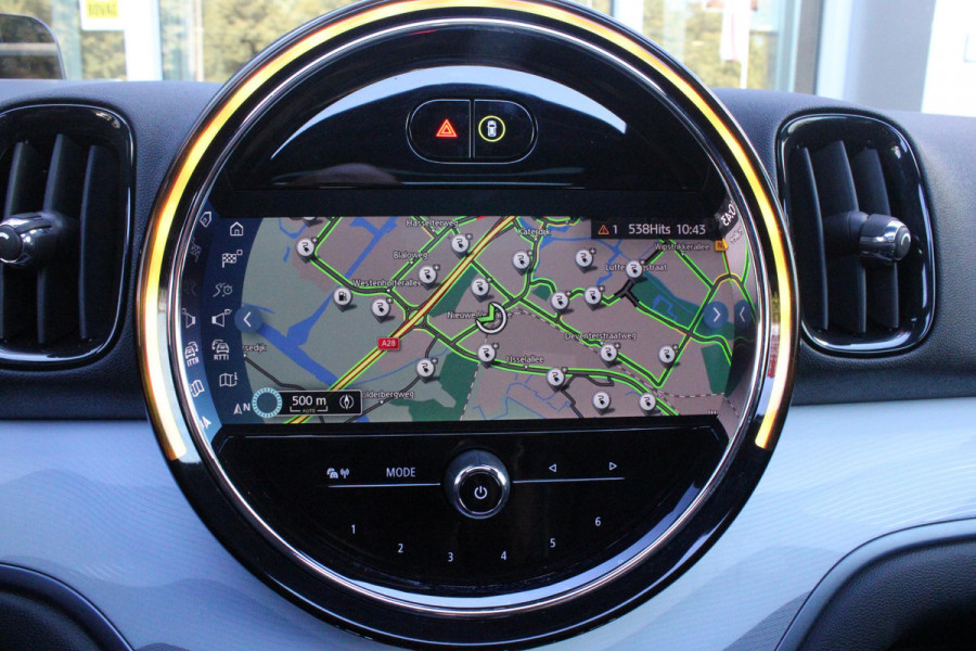 MINI Countryman 2.0 COOPER S E ALL4 UNTAMED | PANORAMISCH SCHUIF/KANTEL DAK | HARMAN KARDON PREMIUM AUDIO SYSTEM | FULL LEDEREN BEKLEDING | ELEKTRISCH BEDIENBARE VOORSTOELEN MET GEHEUGEN OP DE BESTUURDERSSTOEL | DRAADLOZE APPLE CARPLAY/ANDROID AUTO | DRAADLOZE TELEFOONLADER | NAVIGATIE | ACHTERUITRIJ CAMERA | FULL LED KOPLAMPEN | STOEL/VOORRUIT VERWARMING | 18" LICHTMETALEN VELGEN | HEAD UP DISPLAY | ADAPTIVE CRUISE CONTROL | UNION JACK ACHTERLICHTEN | KEYLESS ENTRY/START |