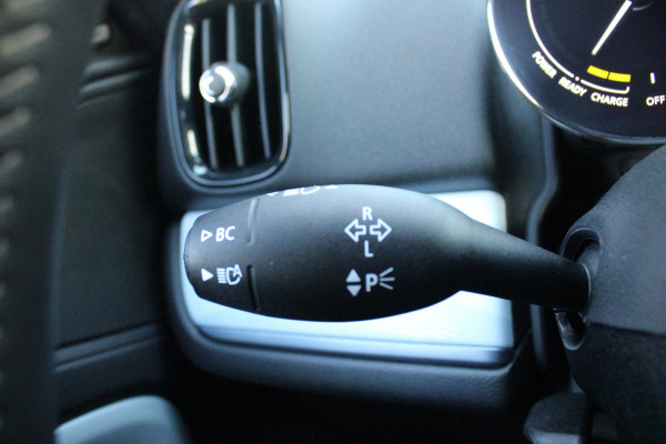 MINI Countryman 2.0 COOPER S E ALL4 UNTAMED | PANORAMISCH SCHUIF/KANTEL DAK | HARMAN KARDON PREMIUM AUDIO SYSTEM | FULL LEDEREN BEKLEDING | ELEKTRISCH BEDIENBARE VOORSTOELEN MET GEHEUGEN OP DE BESTUURDERSSTOEL | DRAADLOZE APPLE CARPLAY/ANDROID AUTO | DRAADLOZE TELEFOONLADER | NAVIGATIE | ACHTERUITRIJ CAMERA | FULL LED KOPLAMPEN | STOEL/VOORRUIT VERWARMING | 18" LICHTMETALEN VELGEN | HEAD UP DISPLAY | ADAPTIVE CRUISE CONTROL | UNION JACK ACHTERLICHTEN | KEYLESS ENTRY/START |
