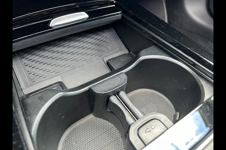 Mercedes-Benz A-Klasse 250 e Business Solution AMG Limited