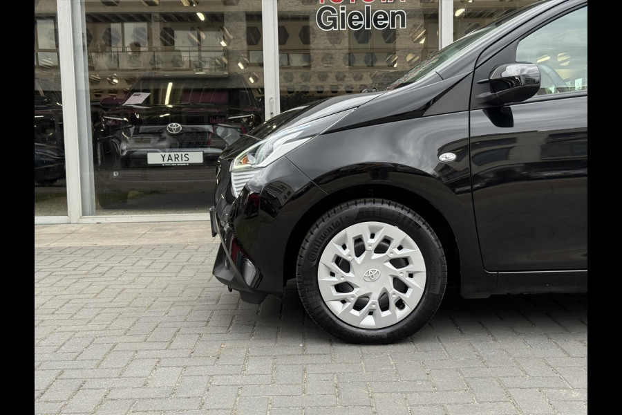 Toyota Aygo 1.0 VVT-i X-Play Automaat | Eerste eigenaar, Apple CarPlay/Android Auto, Parkeercamera, Airco, In hoogte verstelbare stoel