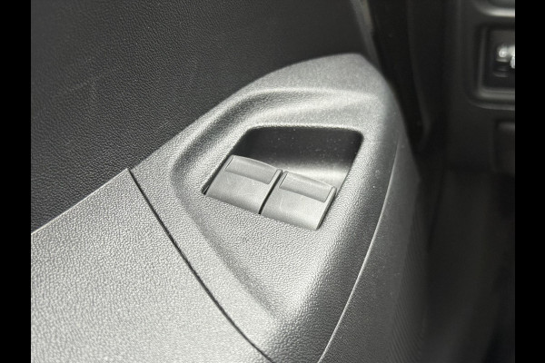 Toyota Aygo 1.0 VVT-i X-Play Automaat | Eerste eigenaar, Apple CarPlay/Android Auto, Parkeercamera, Airco, In hoogte verstelbare stoel