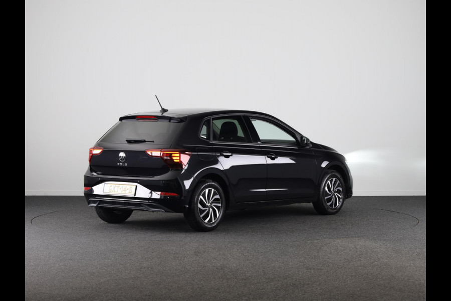 Volkswagen Polo 1.0 TSI Life Edition 95 pk | Verlengde garantie | Navigatie via App | Parkeersensoren achter | Achteruitrijcamera | Adaptieve cruise control | Apple Carplay/Android Auto |
