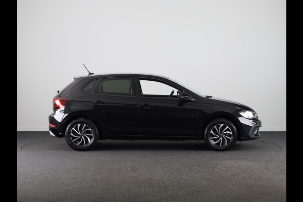 Volkswagen Polo 1.0 TSI Life Edition 95 pk | Verlengde garantie | Navigatie via App | Parkeersensoren achter | Achteruitrijcamera | Adaptieve cruise control | Apple Carplay/Android Auto |