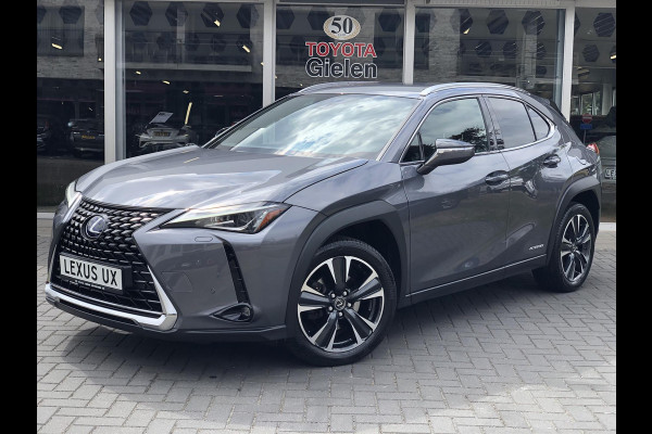 Lexus UX 250h Preference Line | 18inch, Dodehoekherkenning, Keyless, Parkeersensoren, Stoel + Stuurverwarming, Apple CarPlay/Android Auto