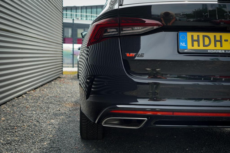Škoda Octavia Combi 1.4 TSI RS iV PHEV Business / Pano / Adaptive Cruise