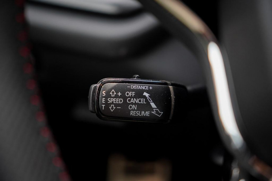 Škoda Octavia Combi 1.4 TSI RS iV PHEV Business / Pano / Adaptive Cruise