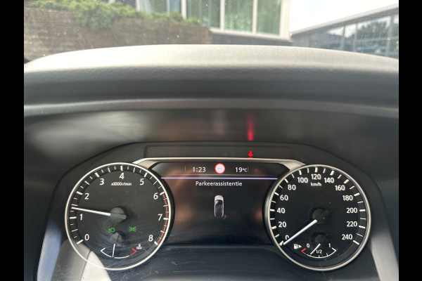 Nissan QASHQAI 1.3 MHEV Business Access Originele Nederlandse auto | NAP | Apple CarPlay & Android Auto | Camera | Dodehoekdetectie | Keyless Entry & Start | Adaptieve Cruise Controle | All Season banden | 12 maanden BOVAG-garantie + grote beurt inbegrepen