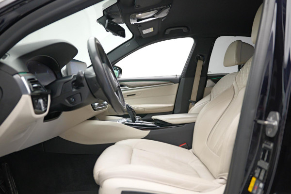 BMW 5 Serie 530e xDrive iPerformance High Executive |M-Pakket|Memory|Camera|