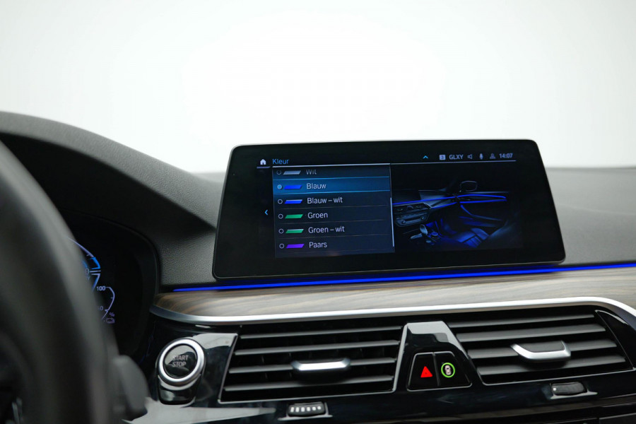 BMW 5 Serie 530e xDrive iPerformance High Executive |M-Pakket|Memory|Camera|