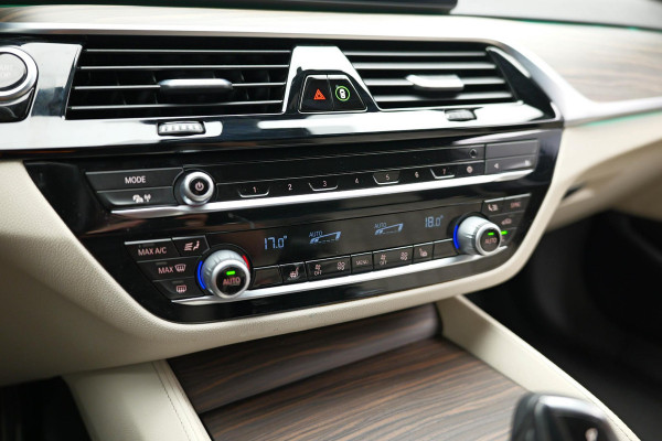 BMW 5 Serie 530e xDrive iPerformance High Executive |M-Pakket|Memory|Camera|
