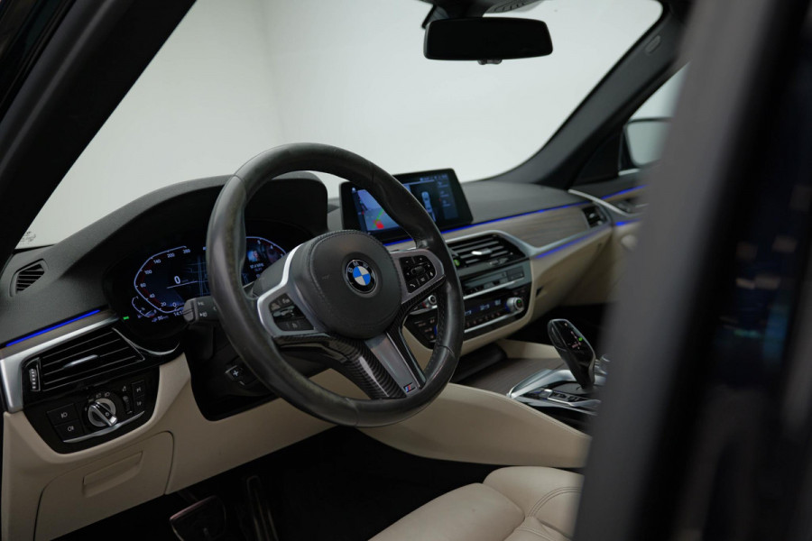 BMW 5 Serie 530e xDrive iPerformance High Executive |M-Pakket|Memory|Camera|