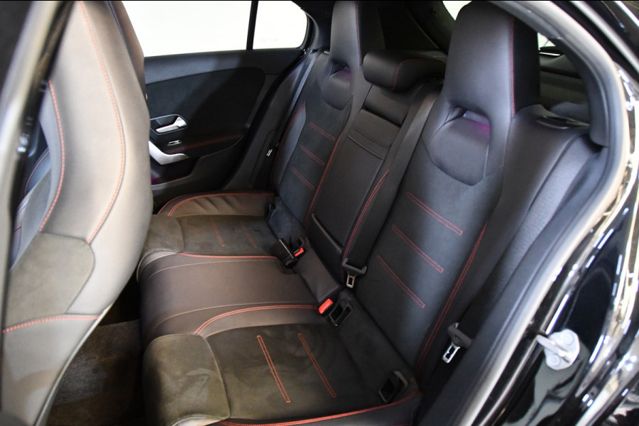 Mercedes-Benz A-Klasse 220 Premium AMG-pakket Sfeer/Camera/Burmester