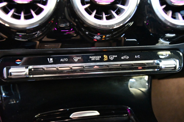 Mercedes-Benz A-Klasse 220 Premium AMG-pakket Sfeer/Camera/Burmester