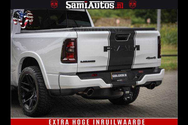 Dodge Ram 1500 Laramie Night | 420Pk 636 Nn | Extra Groot Scherm + Passagiers Scherm | Comfortabele Dubbele Cabine met Royale 5 Zitplaatsen | Nu Leverbaar uit Voorraad | Voorraad Nr 2223 - 5047