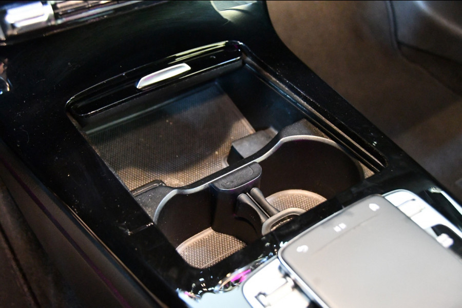 Mercedes-Benz A-Klasse 220 Premium AMG-pakket Sfeer/Camera/Burmester