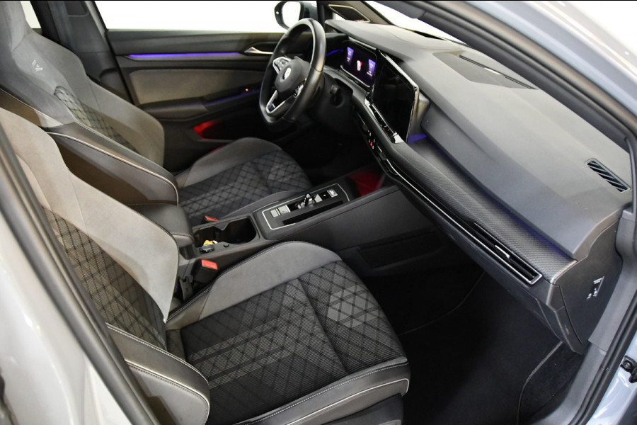 Volkswagen Golf 1.5 eTSI R-Line Head up/H&K/Side-assist