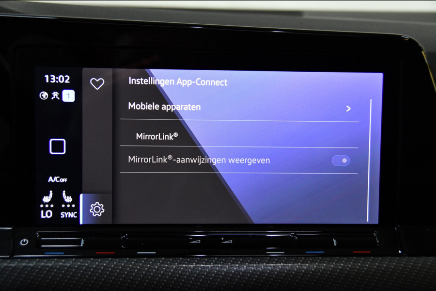 Volkswagen Golf 1.5 eTSI R-Line Head up/H&K/Side-assist