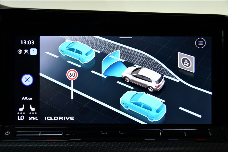 Volkswagen Golf 1.5 eTSI R-Line Head up/H&K/Side-assist