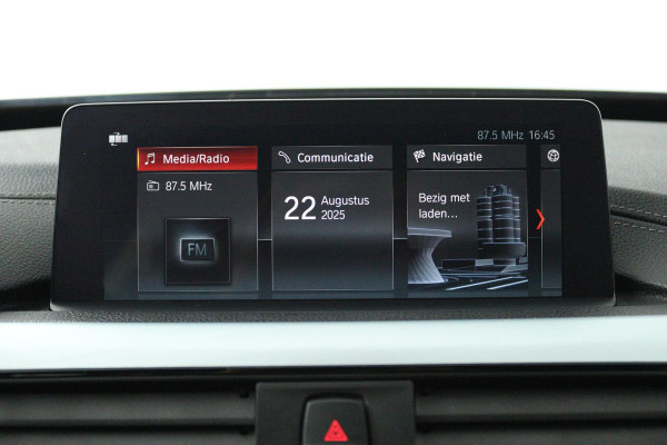 BMW 3-serie Gran Turismo 320i High Executive (STOELVERWARMING, ACHTERUITRIJCAMERA, PARKEERSENSOREN, CRUISE CONTROL, LEER)
