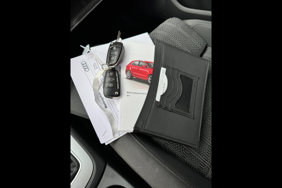 Audi Q3 1.4 TFSI CoD Design Pro Line Plus AUTOMAAT 61.000 KM - Navigatie I Airco I LED / PDC I Sport velgen I Dealer onderhouden