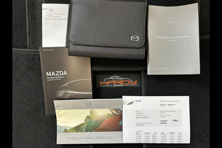 Mazda 3 2.0 e-SkyActiv-X M Hybrid 180 Bose Apple Carplay Dealeronderhouden Headup NL-Auto Rijklaarprijs!