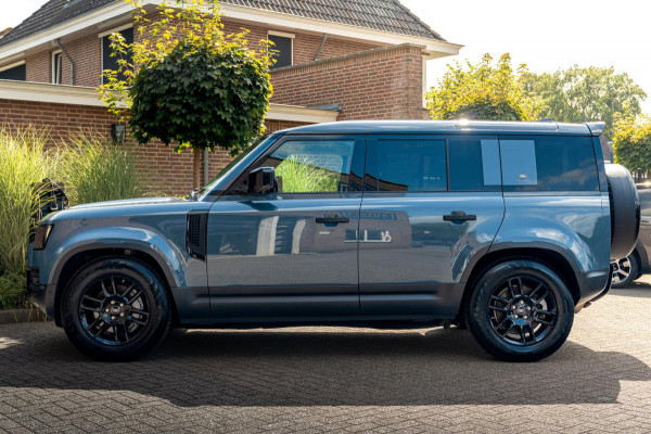 Land Rover Defender 3.0 P400 110 S 5 Persoons Luchtvering Trekhaak LED Camera Urban 19''