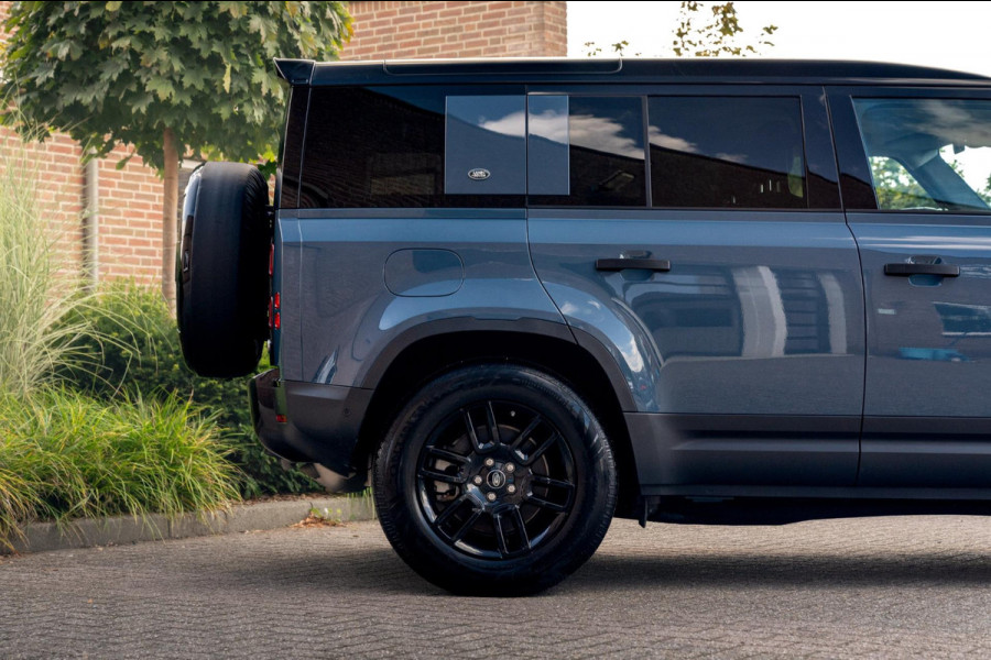 Land Rover Defender 3.0 P400 110 S 5 Persoons Luchtvering Trekhaak LED Camera Urban 19''