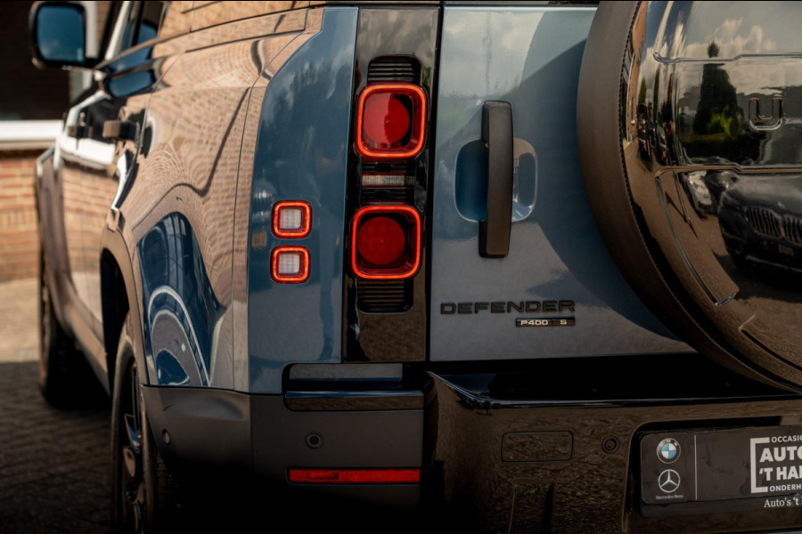 Land Rover Defender 3.0 P400 110 S 5 Persoons Luchtvering Trekhaak LED Camera Urban 19''