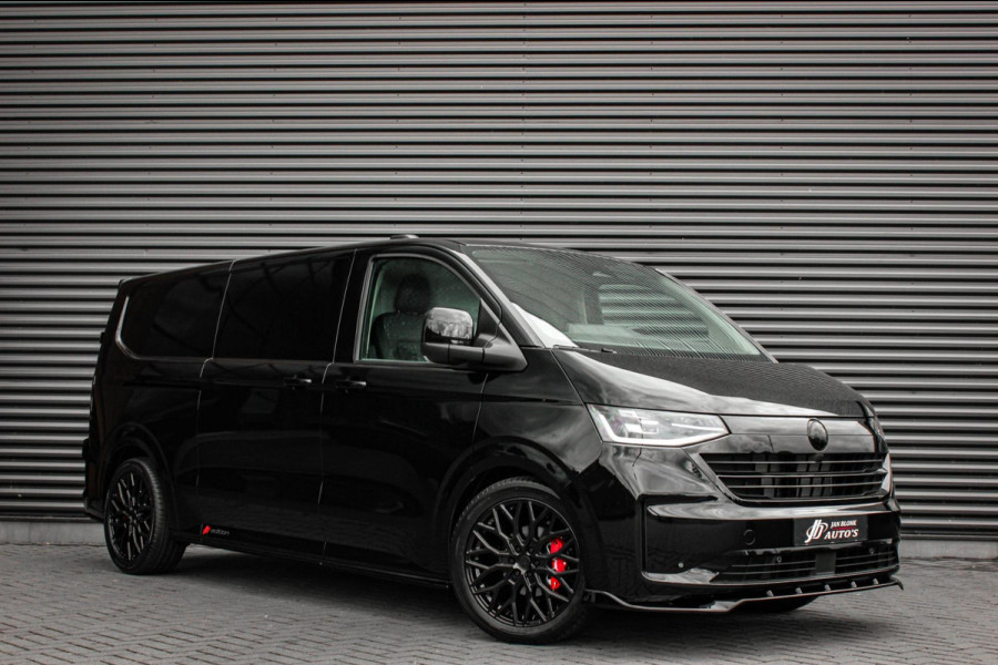 Volkswagen Transporter 2.0 TDI L2H1 BULLI 150PK DSG FULL BLACK / DRIVER ASSISTANCE / 2-ZITS / MY2024 / CAMERA / ADAP.CRUISE / FUL