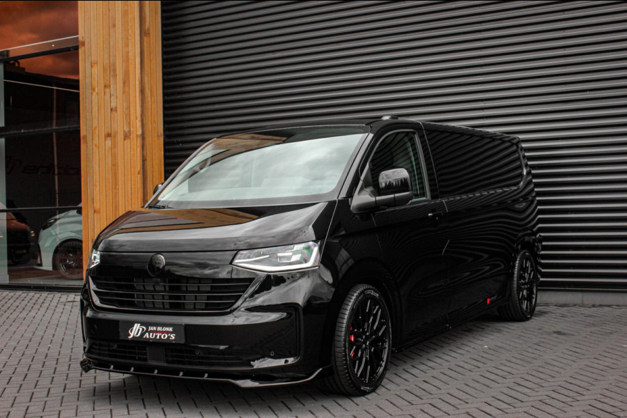 Volkswagen Transporter 2.0 TDI L2H1 BULLI 150PK DSG FULL BLACK / DRIVER ASSISTANCE / 2-ZITS / MY2024 / CAMERA / ADAP.CRUISE / FUL