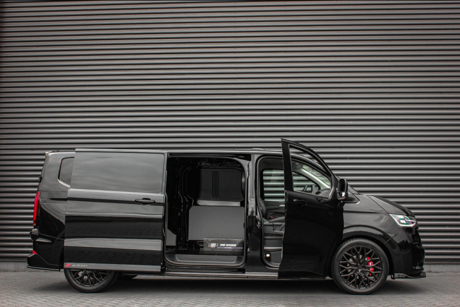 Volkswagen Transporter 2.0 TDI L2H1 BULLI 150PK DSG FULL BLACK / DRIVER ASSISTANCE / 2-ZITS / MY2024 / CAMERA / ADAP.CRUISE / FUL