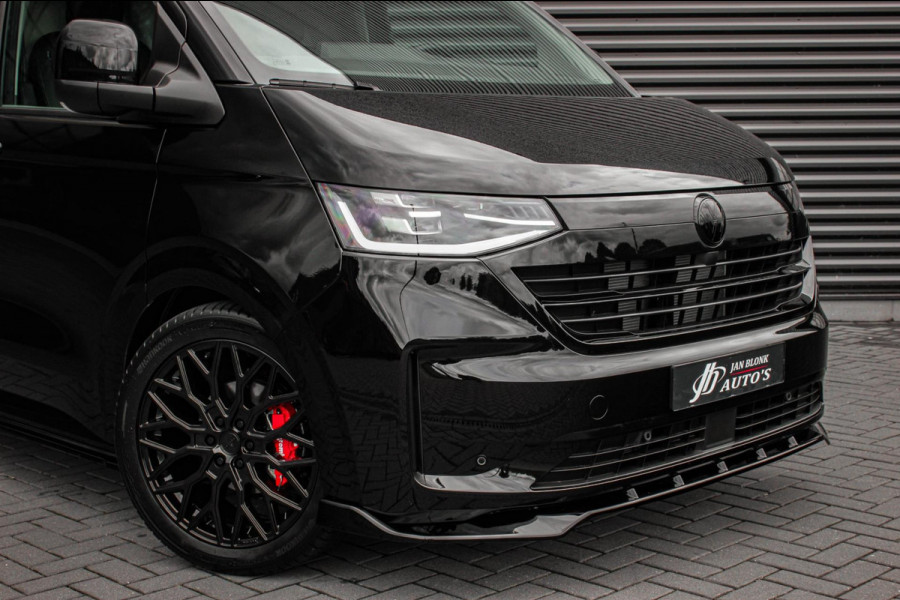 Volkswagen Transporter 2.0 TDI L2H1 BULLI 150PK DSG FULL BLACK / DRIVER ASSISTANCE / 2-ZITS / MY2024 / CAMERA / ADAP.CRUISE / FUL