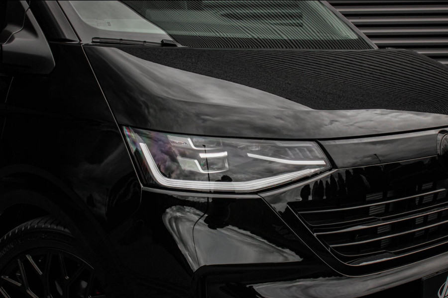 Volkswagen Transporter 2.0 TDI L2H1 BULLI 150PK DSG FULL BLACK / DRIVER ASSISTANCE / 2-ZITS / MY2024 / CAMERA / ADAP.CRUISE / FUL