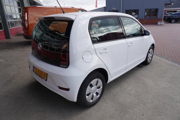 Volkswagen up! 1.0 BMT move up!