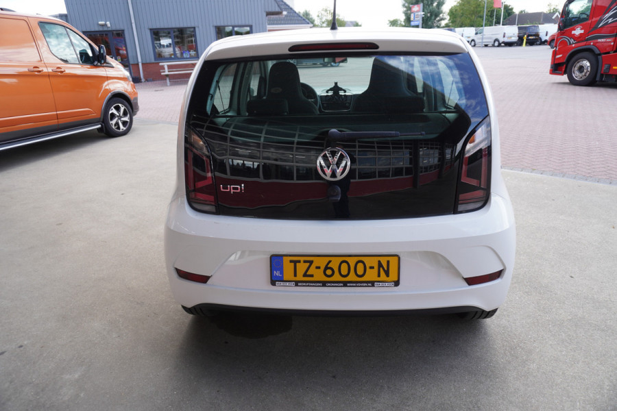 Volkswagen up! 1.0 BMT move up!